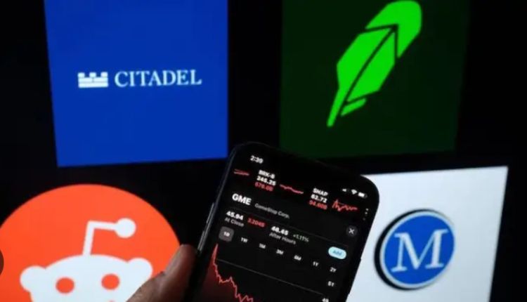 Stonk Master: Monitoring AMC’s Market Movements